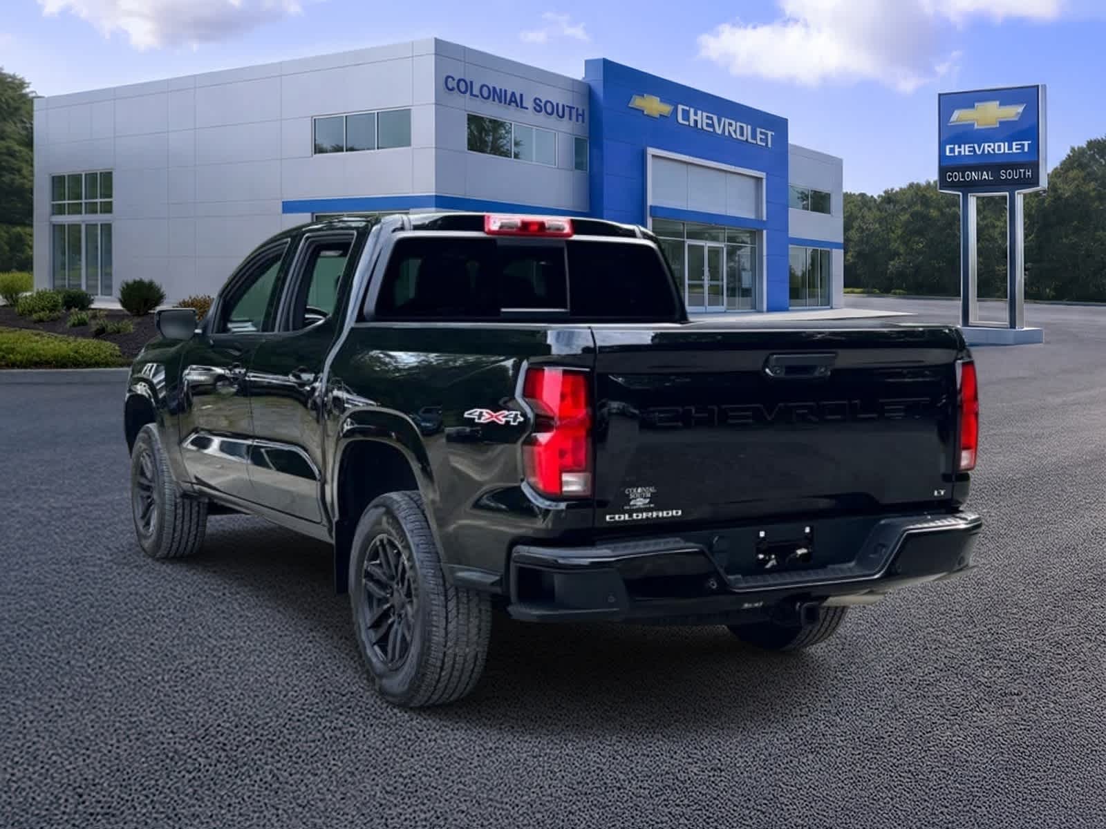 2024 Chevrolet Colorado LT