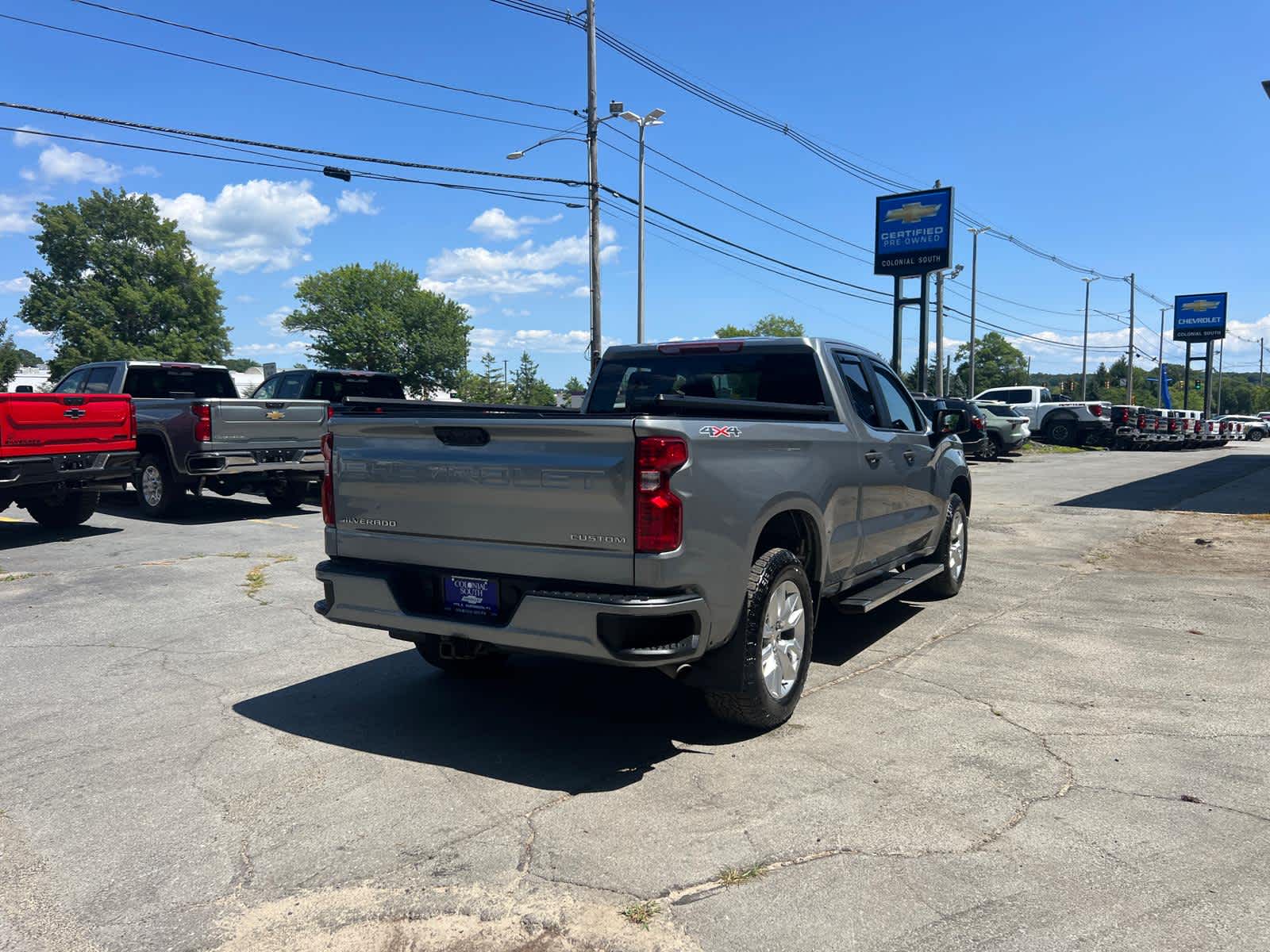 2023 Chevrolet Silverado 1500 Custom