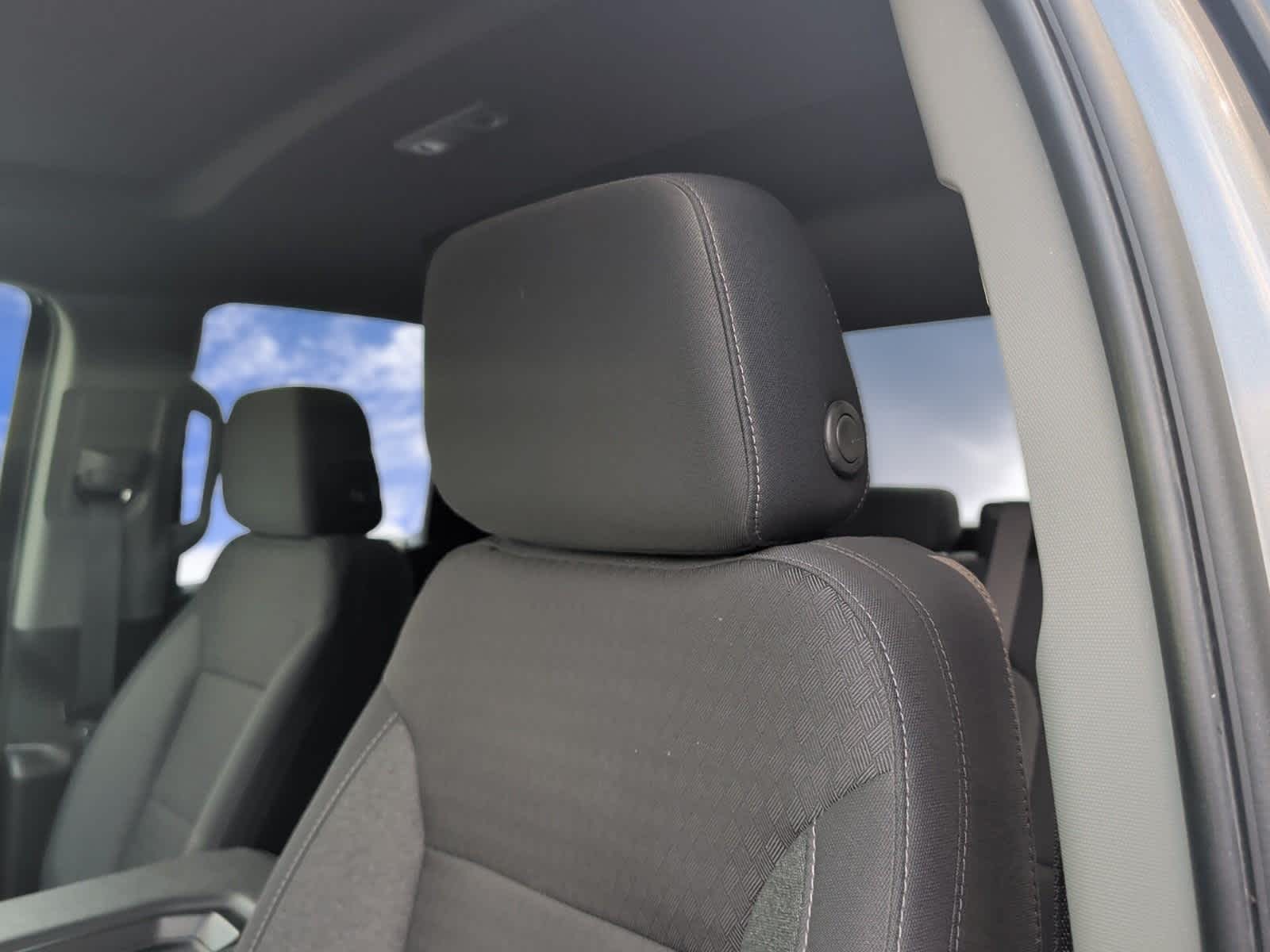 2023 Chevrolet Silverado 1500 RST - Photo 16