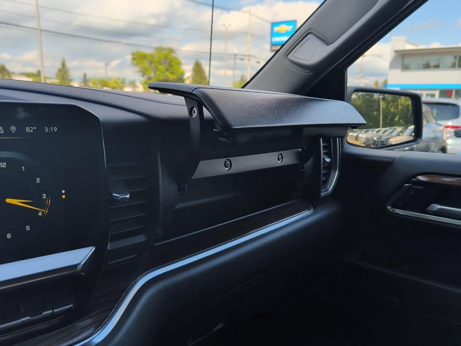 2023 Chevrolet Silverado 1500 RST - Photo 25