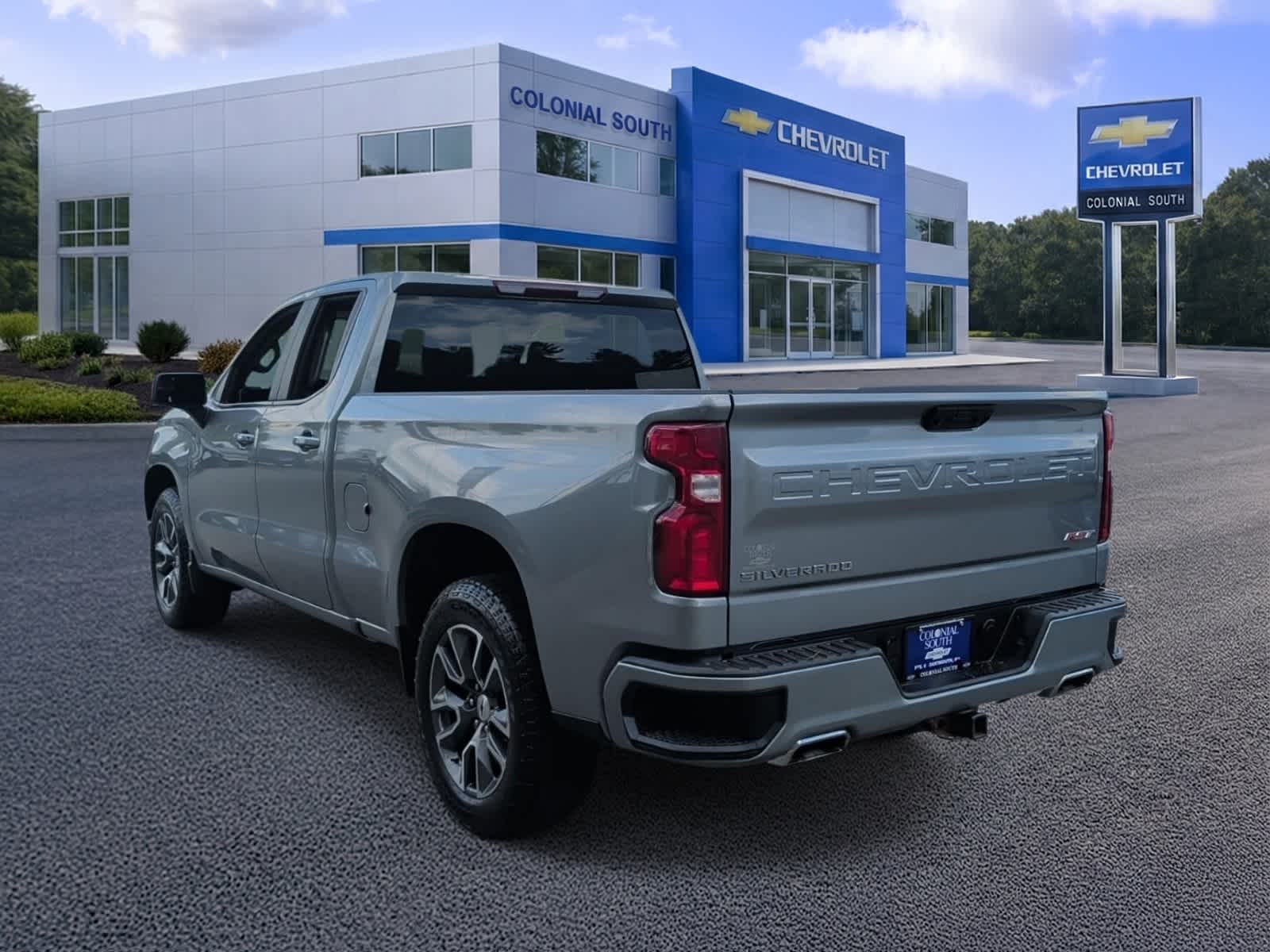 2023 Chevrolet Silverado 1500 RST - Photo 4