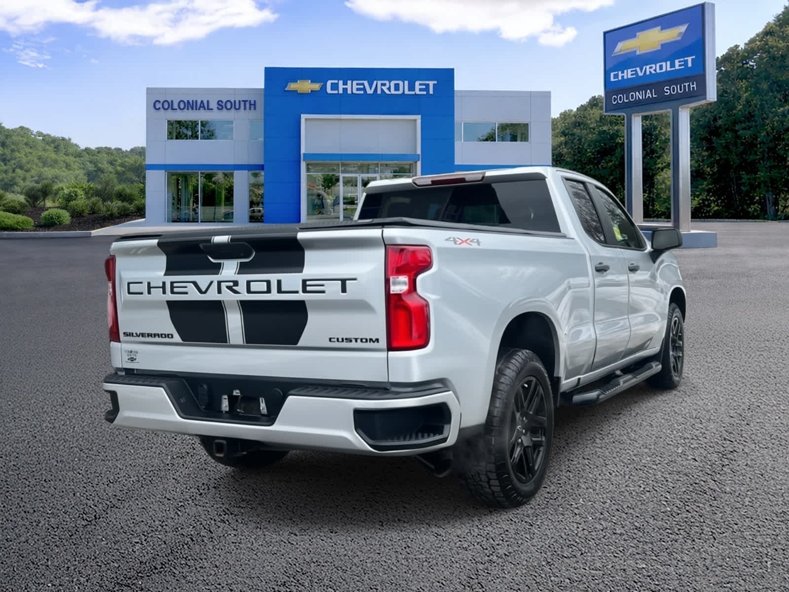 2022 Chevrolet Silverado 1500 LTD Custom