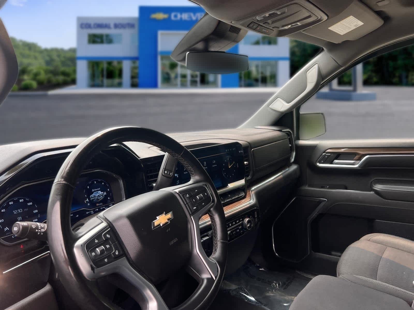 2023 Chevrolet Silverado 1500 LT