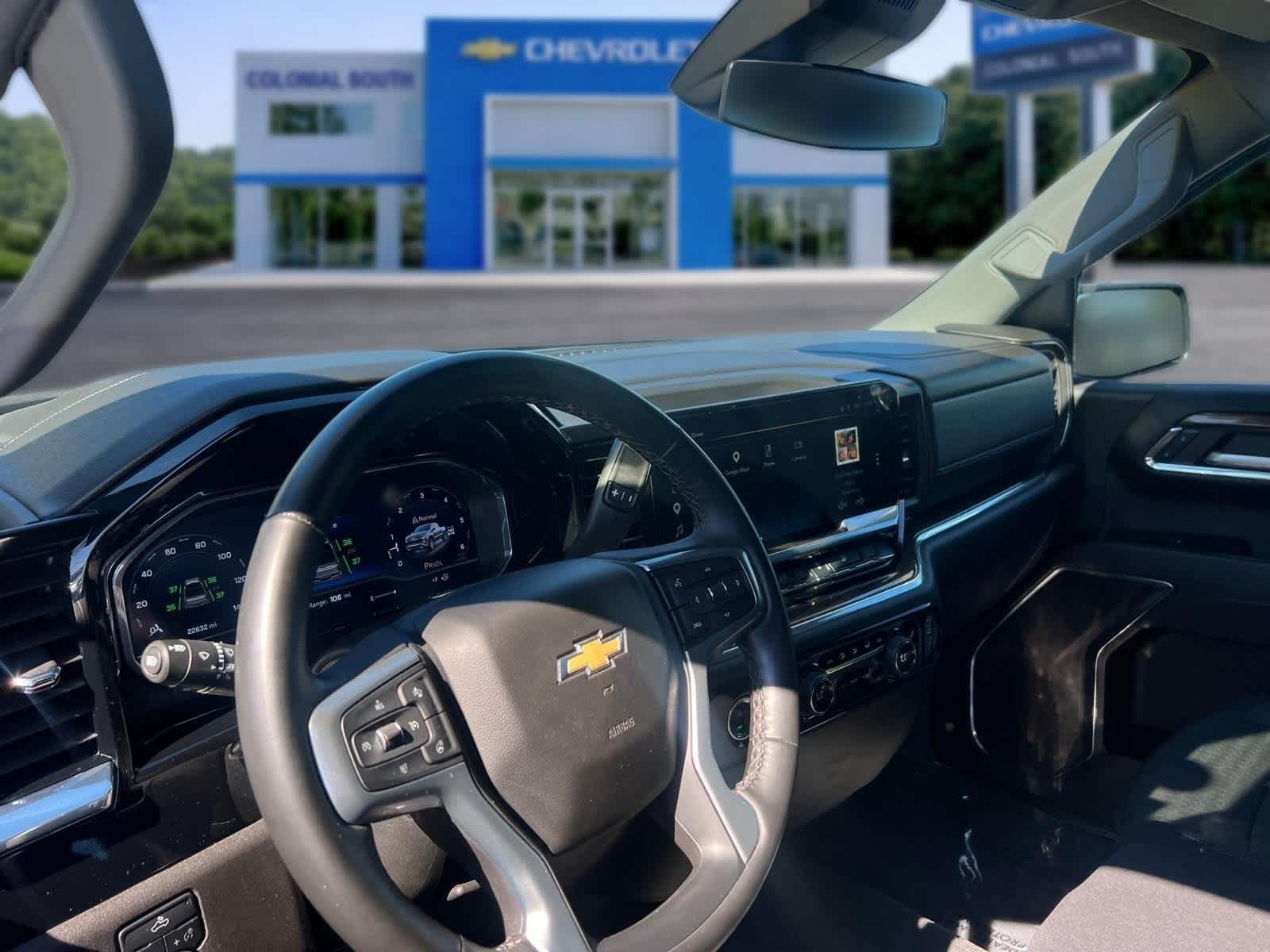 2024 Chevrolet Silverado 1500 LT - Photo 14
