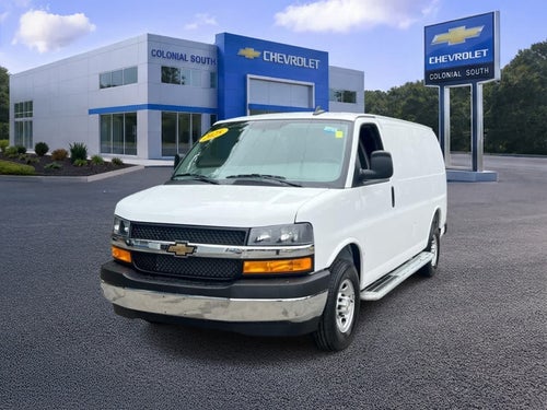 2025 Chevrolet Express Cargo WT