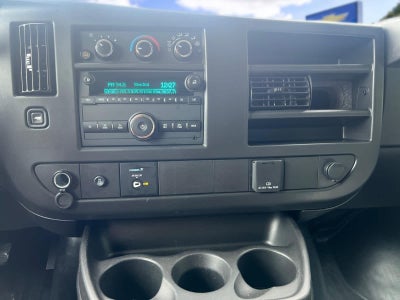 2025 Chevrolet Express Cargo WT