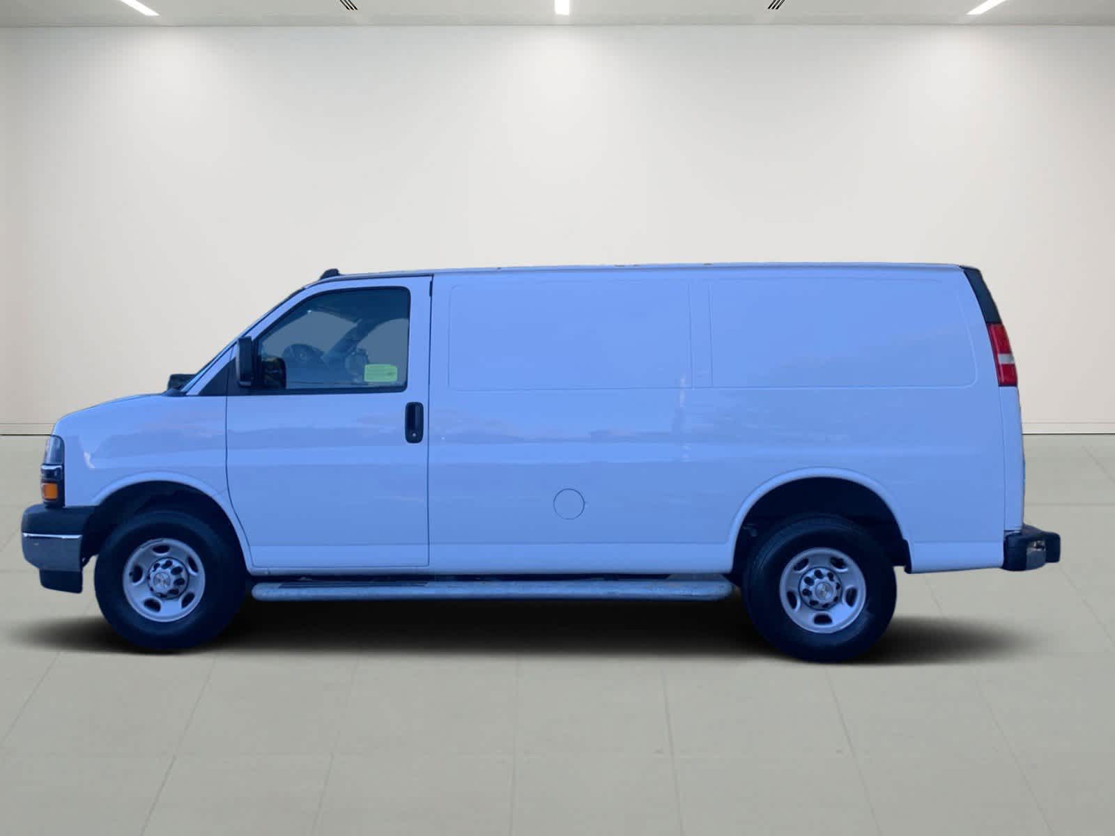2024 Chevrolet Express Cargo 2500 WT