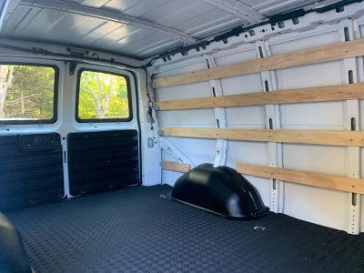 2024 Chevrolet Express Cargo 2500 WT