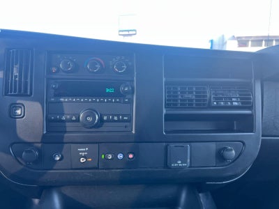 2024 Chevrolet Express Cargo 3500 WT