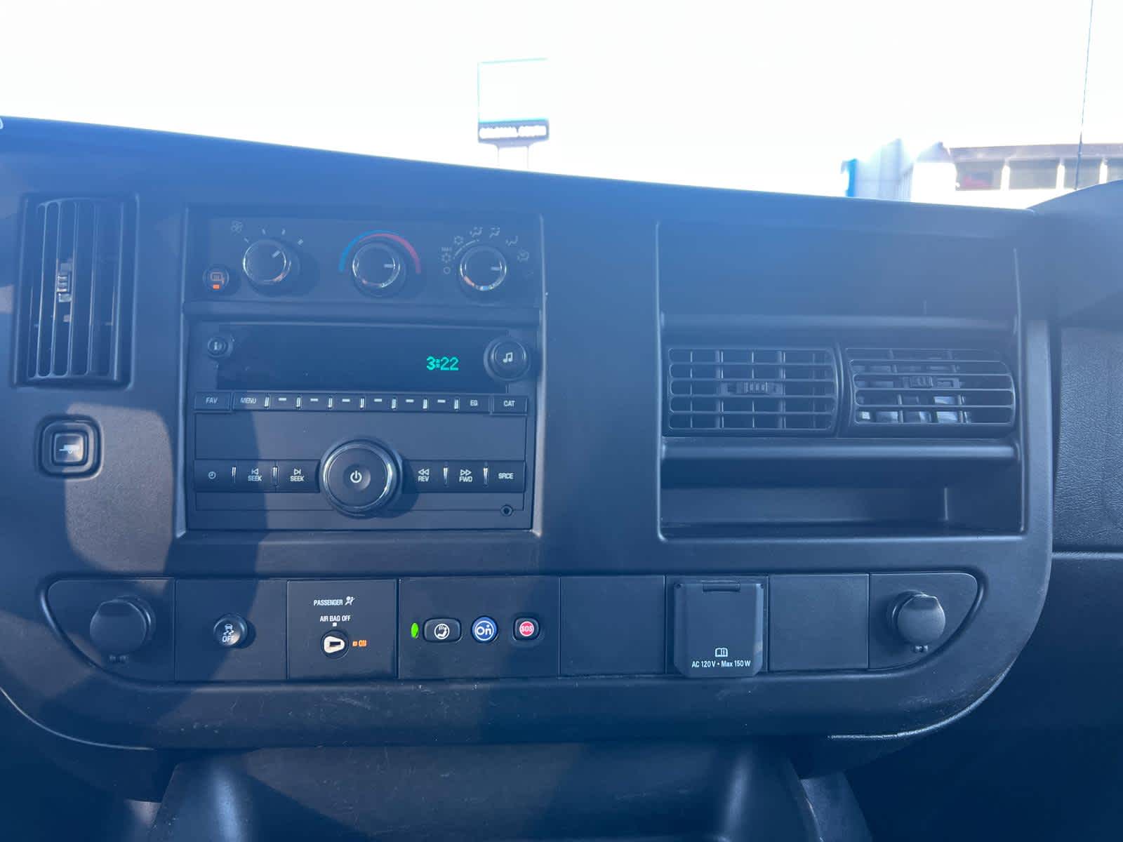 2024 Chevrolet Express Cargo 3500 WT