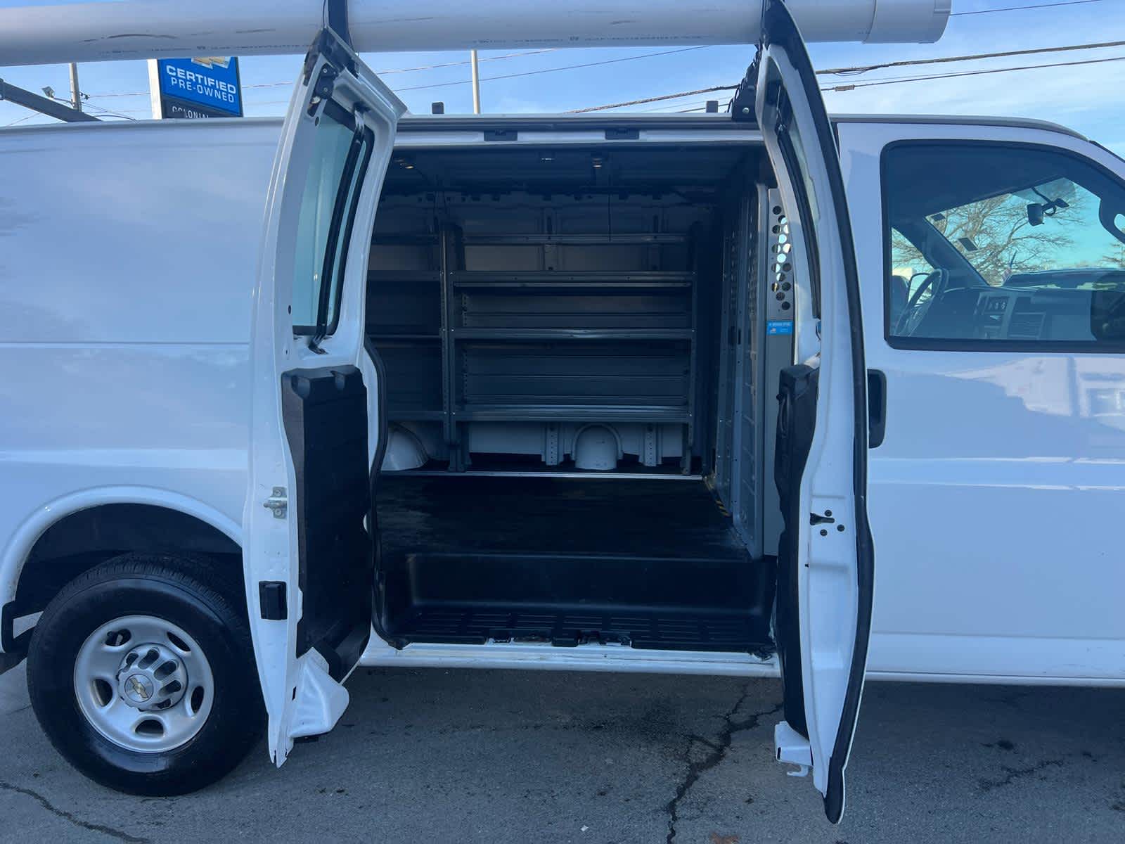 2024 Chevrolet Express Cargo 3500 WT