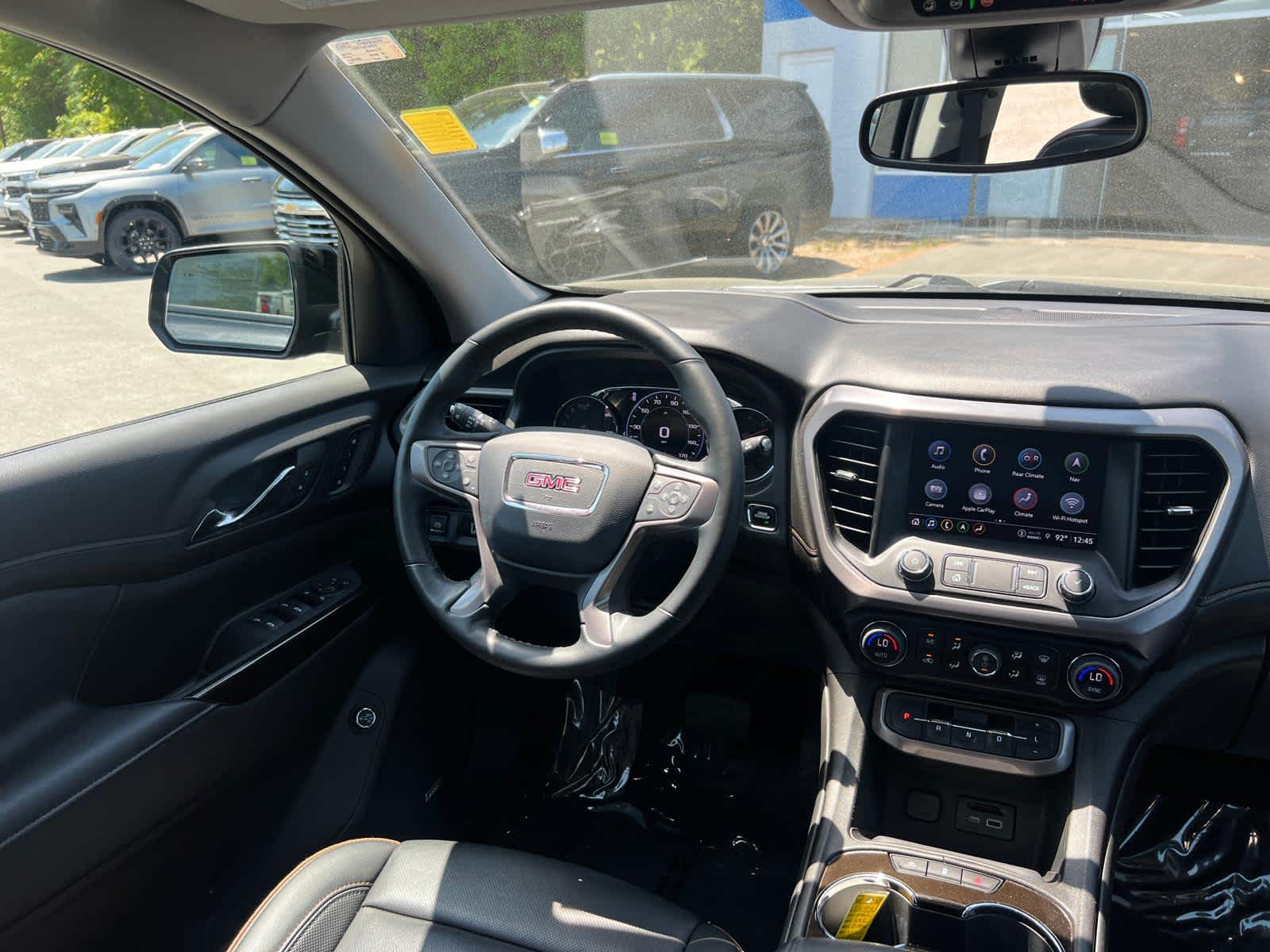 2023 GMC Acadia AT4