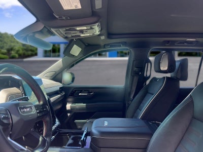2025 GMC Yukon AT4 Ultimate