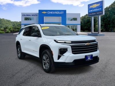 2025 Chevrolet Traverse LT