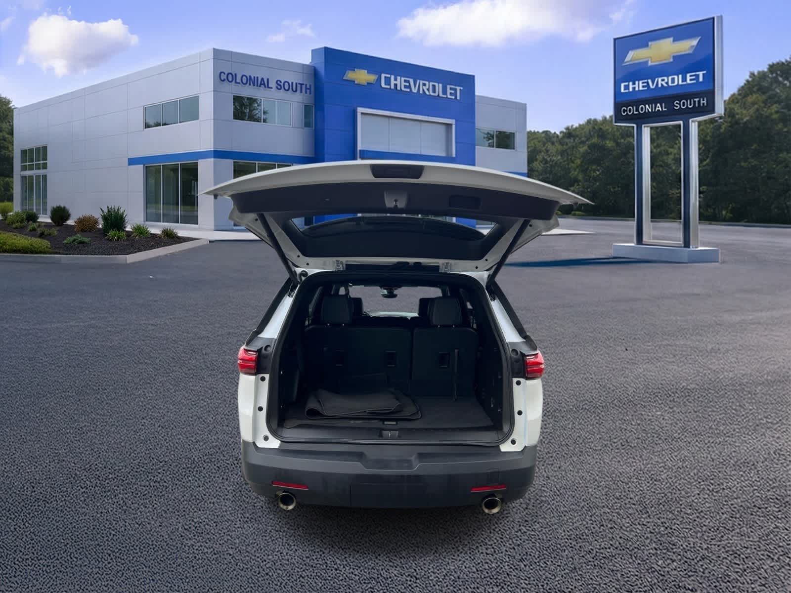2023 Chevrolet Traverse 3LT - Photo 35
