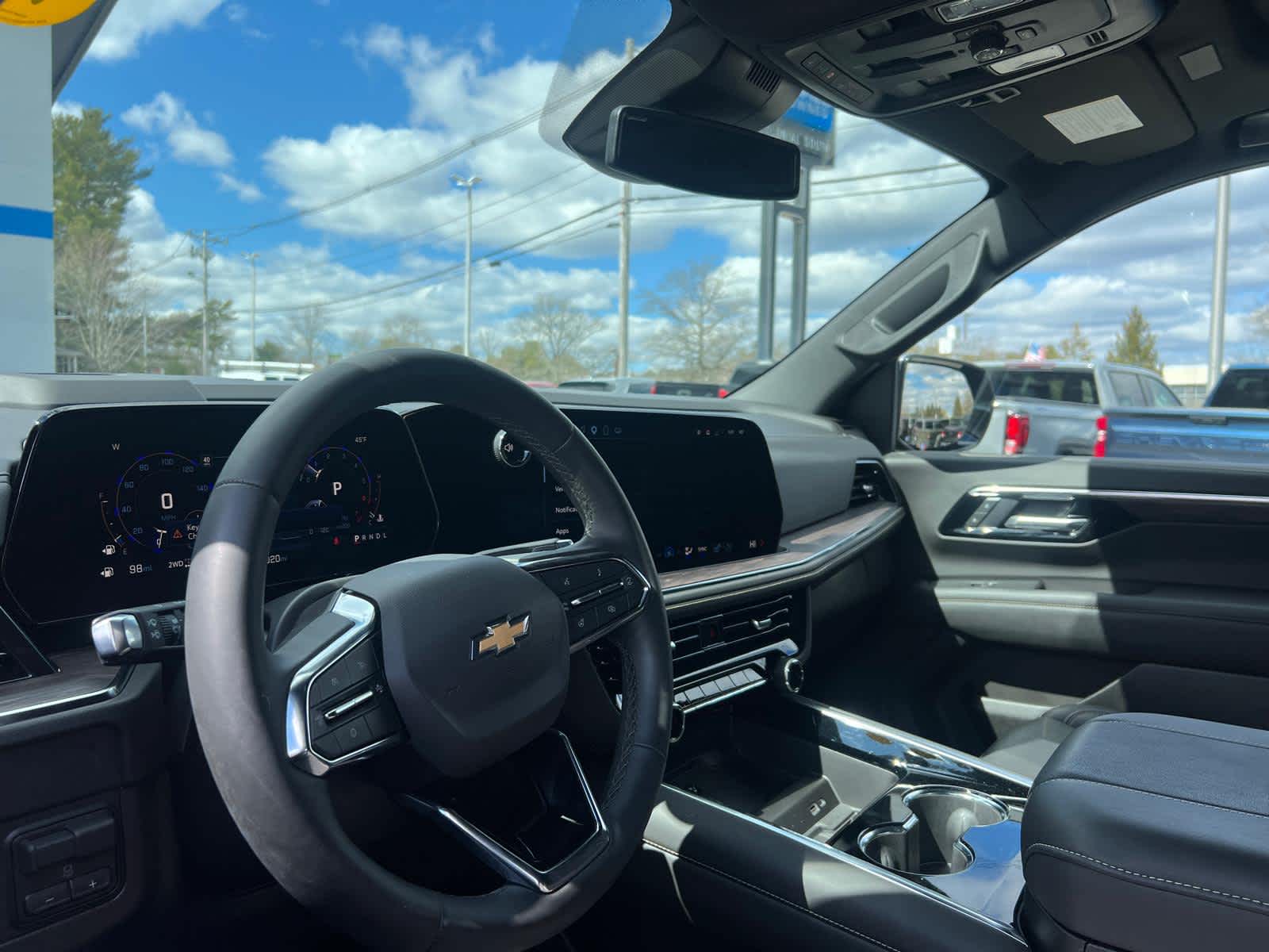 2025 Chevrolet Suburban Premier