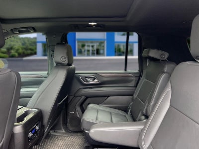 2023 Chevrolet Suburban LT