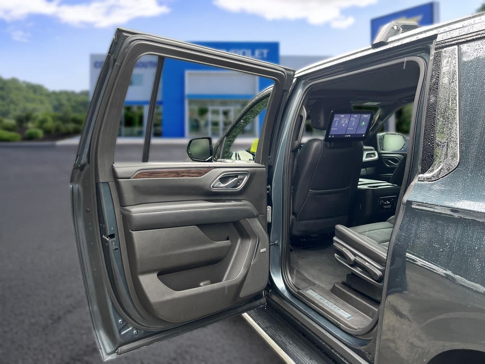 2021 Chevrolet Suburban LT