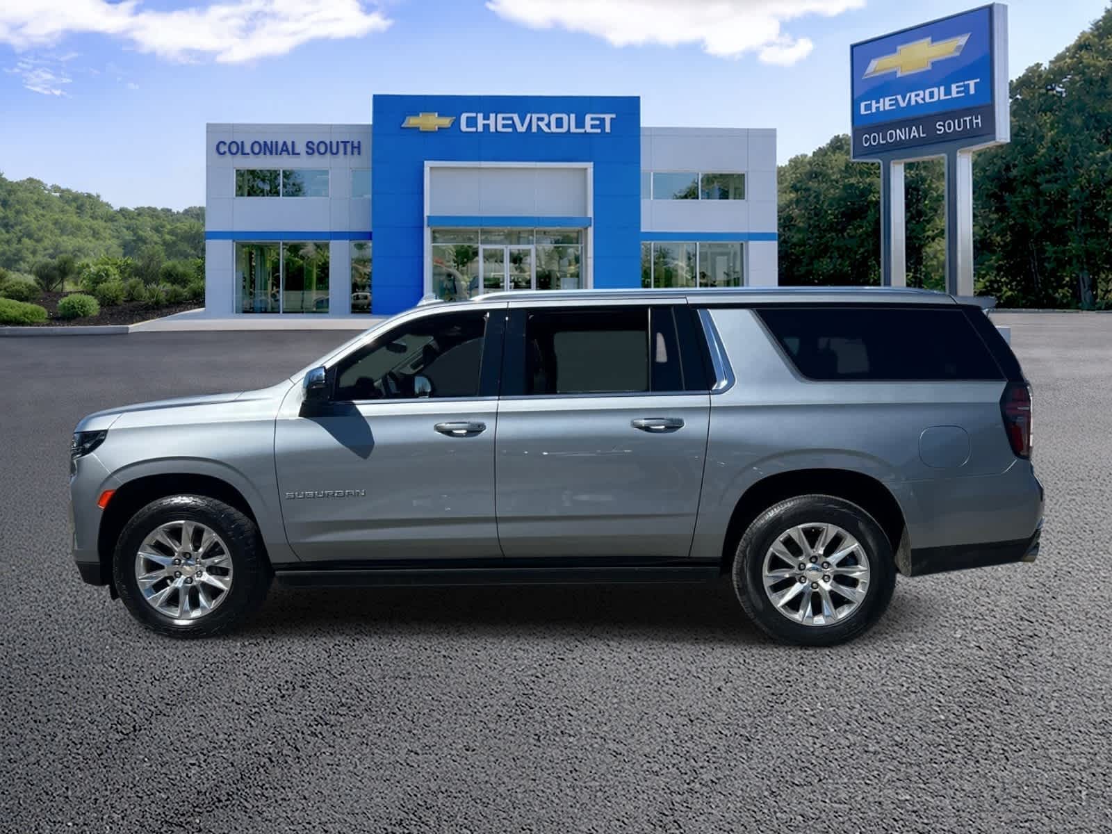 2023 Chevrolet Suburban Premier