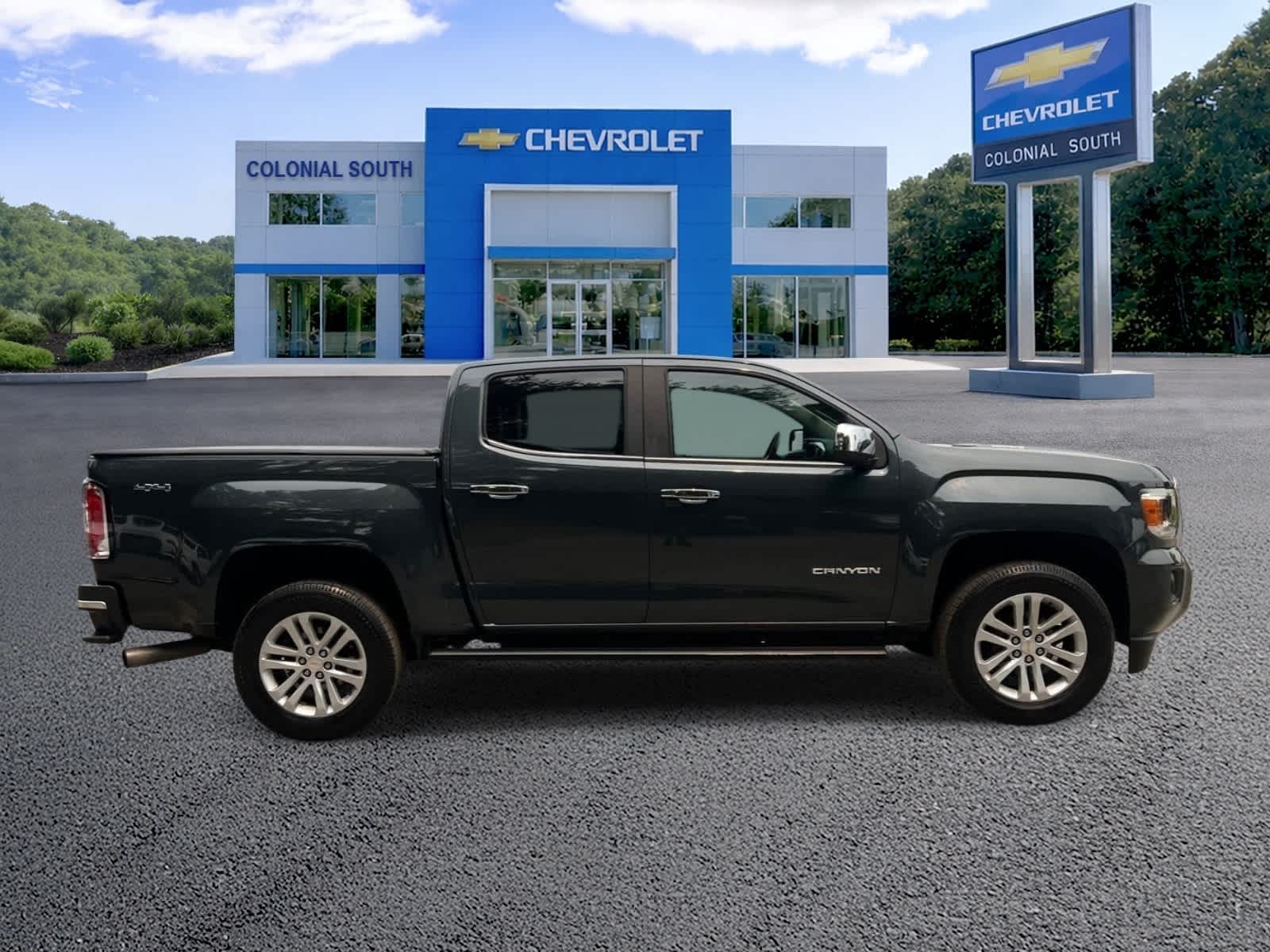 2017 GMC Canyon 4WD SLT
