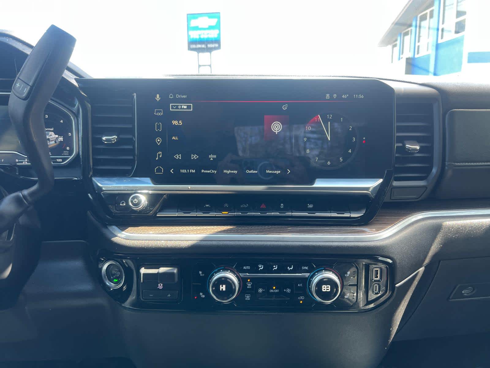 2025 GMC Sierra 1500 Elevation
