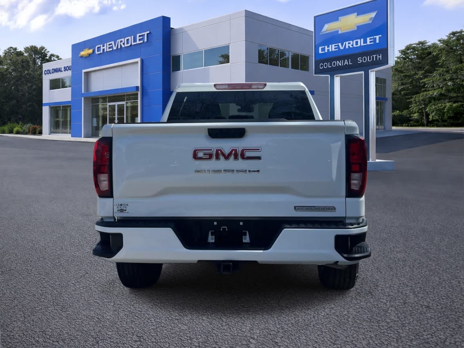 2025 GMC Sierra 1500 Elevation