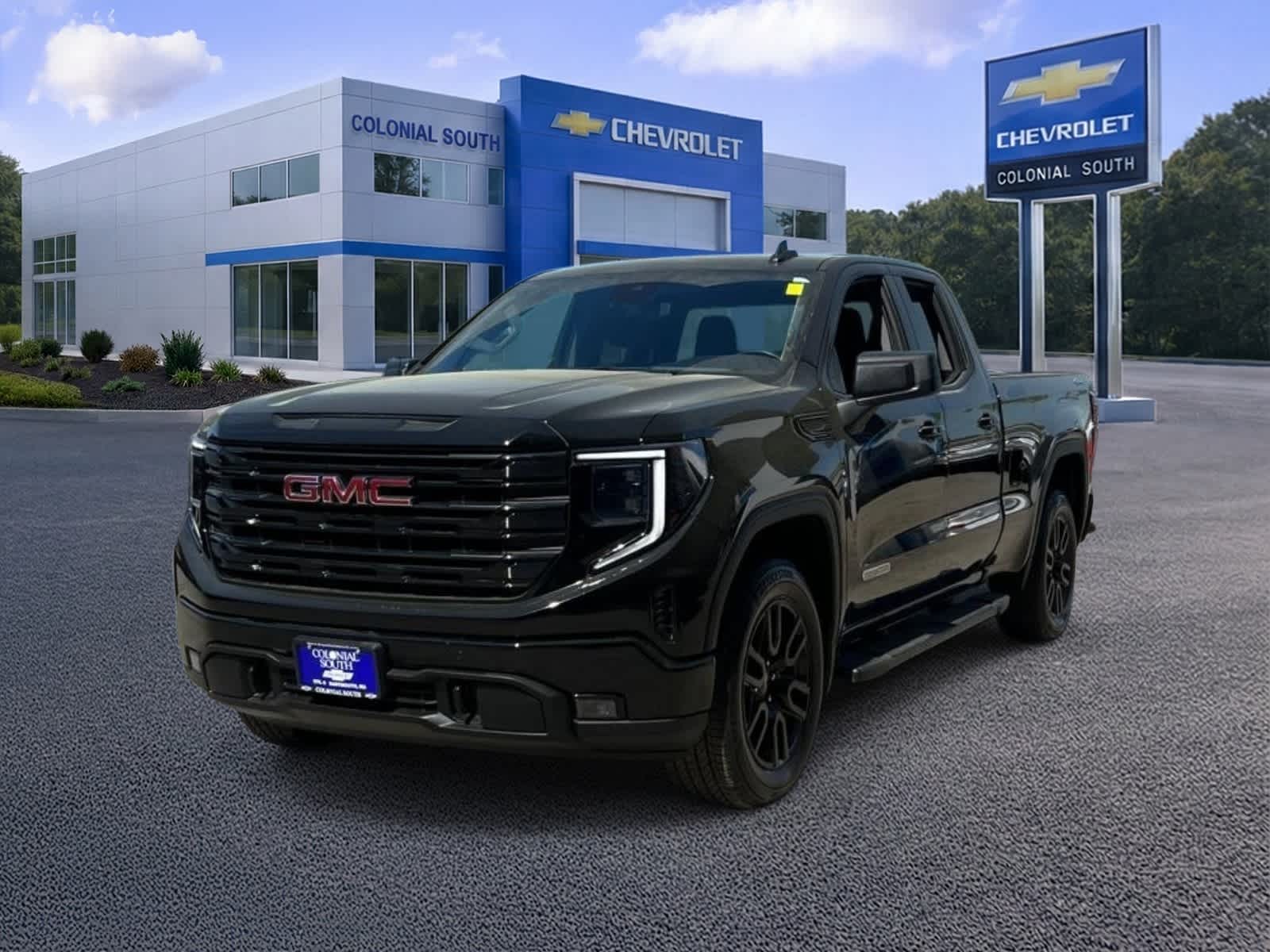 2023 GMC Sierra 1500 Elevation