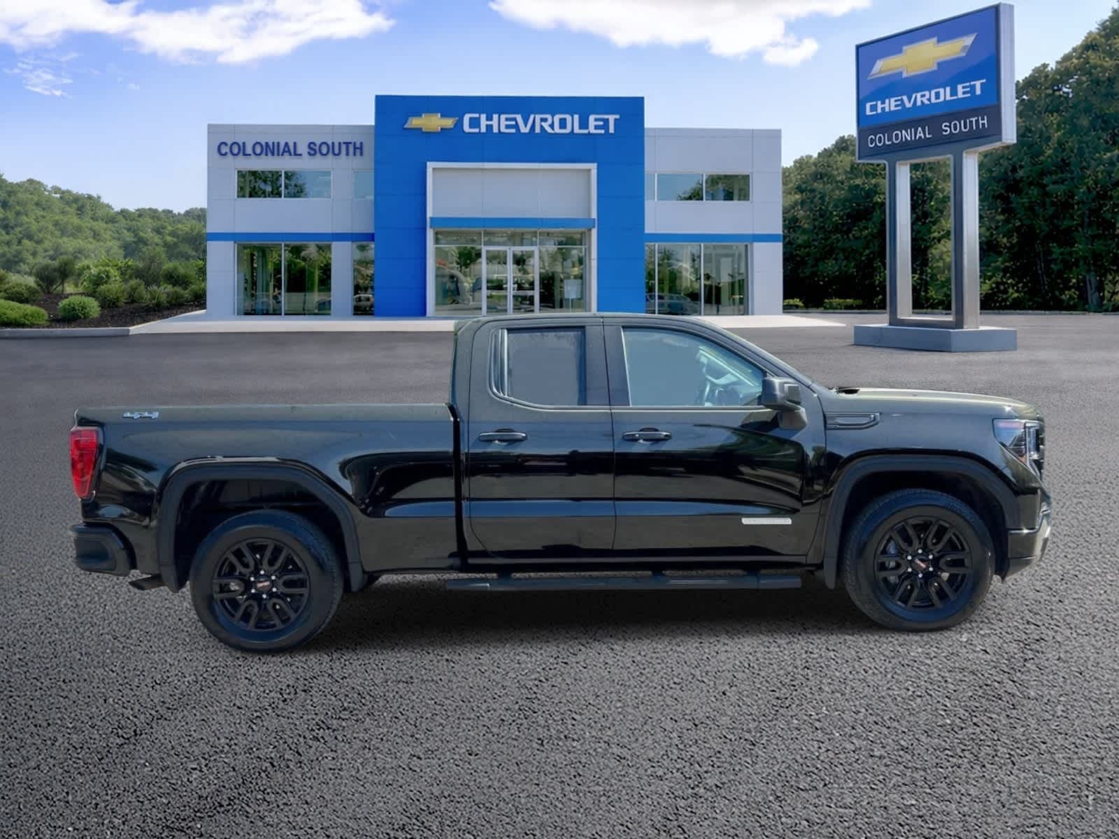 2023 GMC Sierra 1500 Elevation