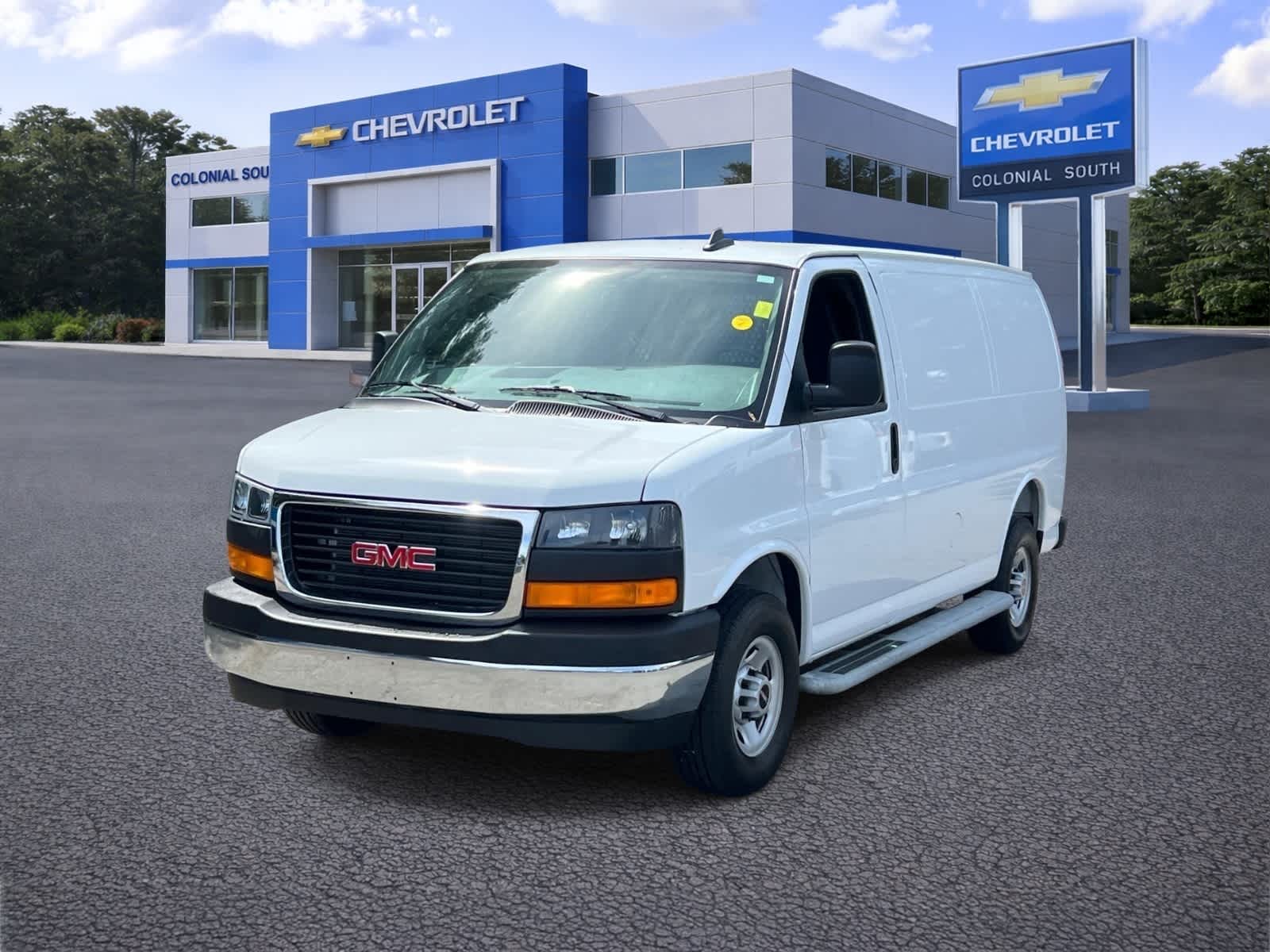 2025 GMC Savana Cargo Work Van