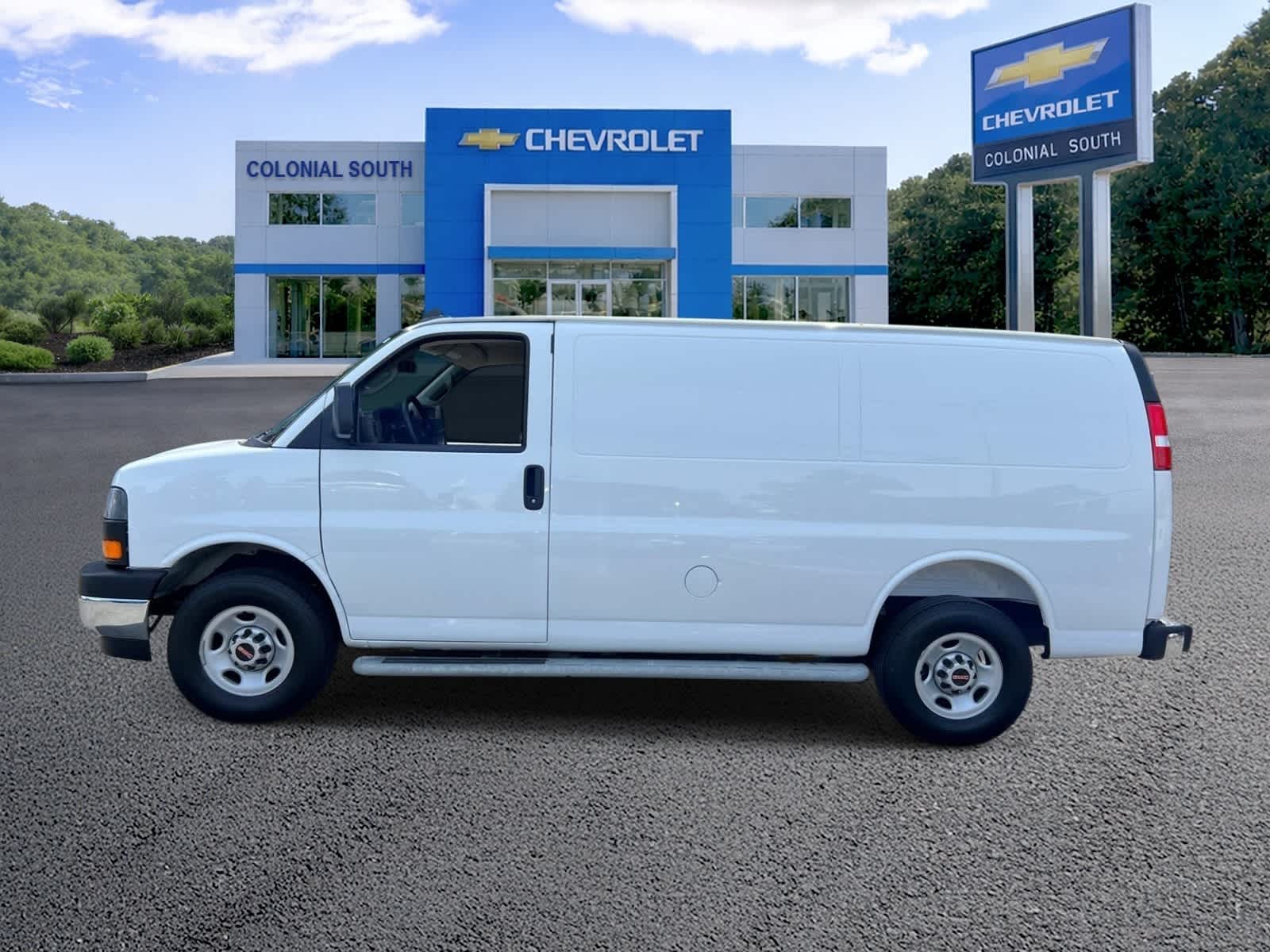 2025 GMC Savana Cargo Work Van