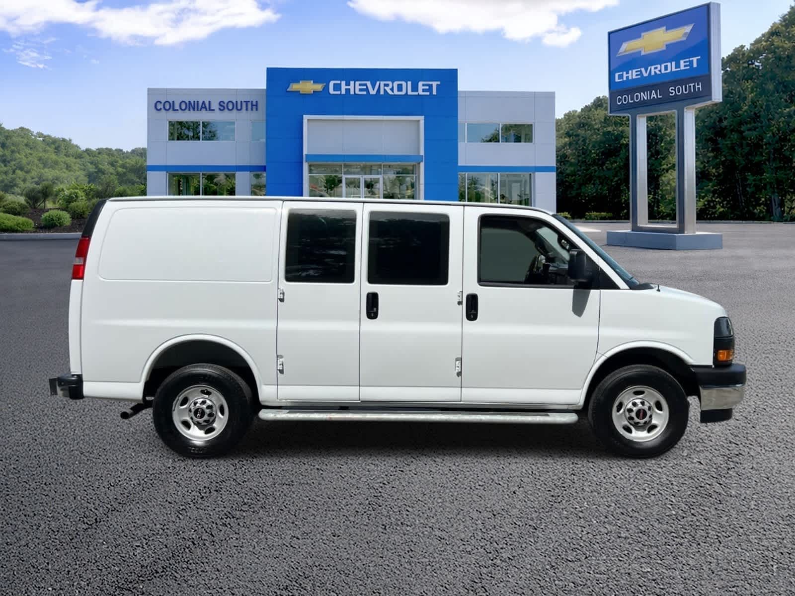 2025 GMC Savana Cargo Work Van