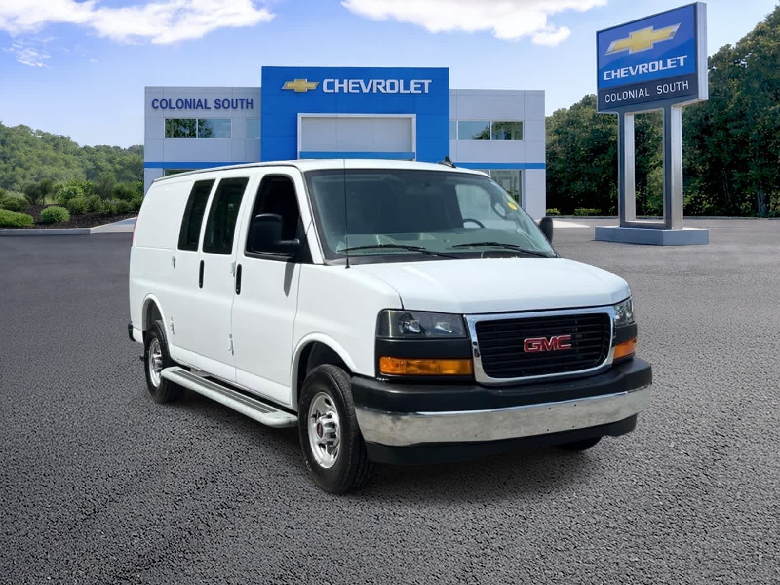 2025 GMC Savana Cargo Work Van