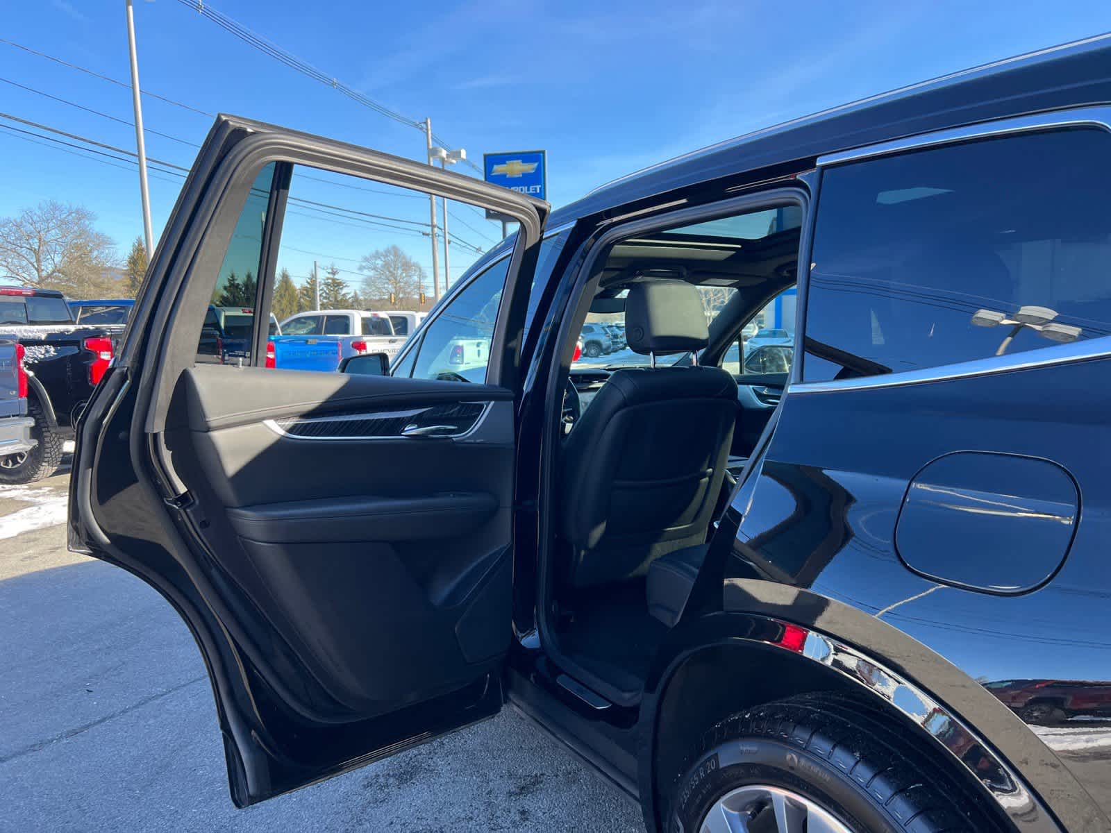 2025 Cadillac XT6 Premium Luxury