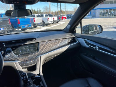 2025 Cadillac XT6 Premium Luxury