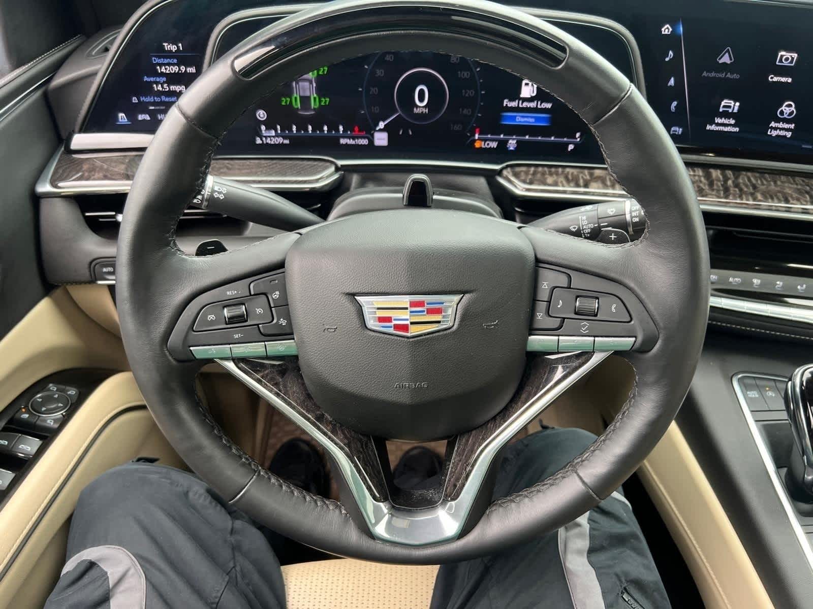 2023 Cadillac Escalade 4WD Premium Luxury