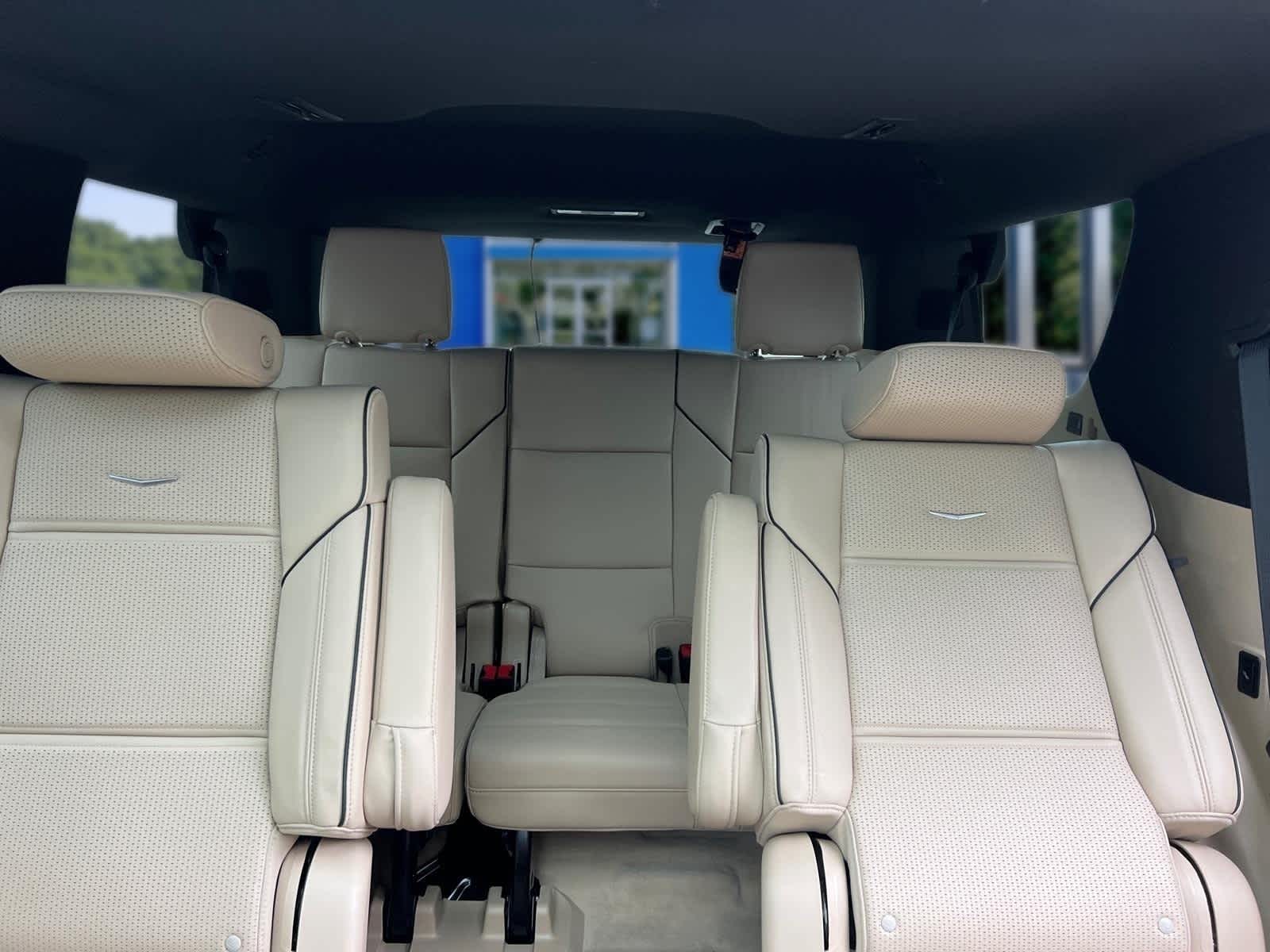 2023 Cadillac Escalade 4WD Premium Luxury