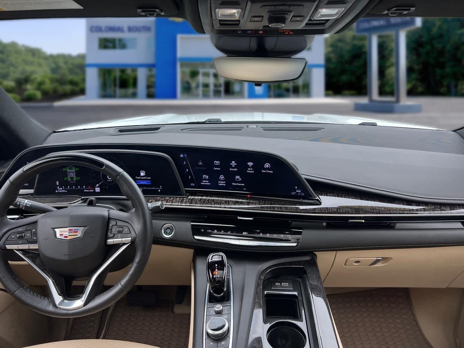 2023 Cadillac Escalade 4WD Premium Luxury