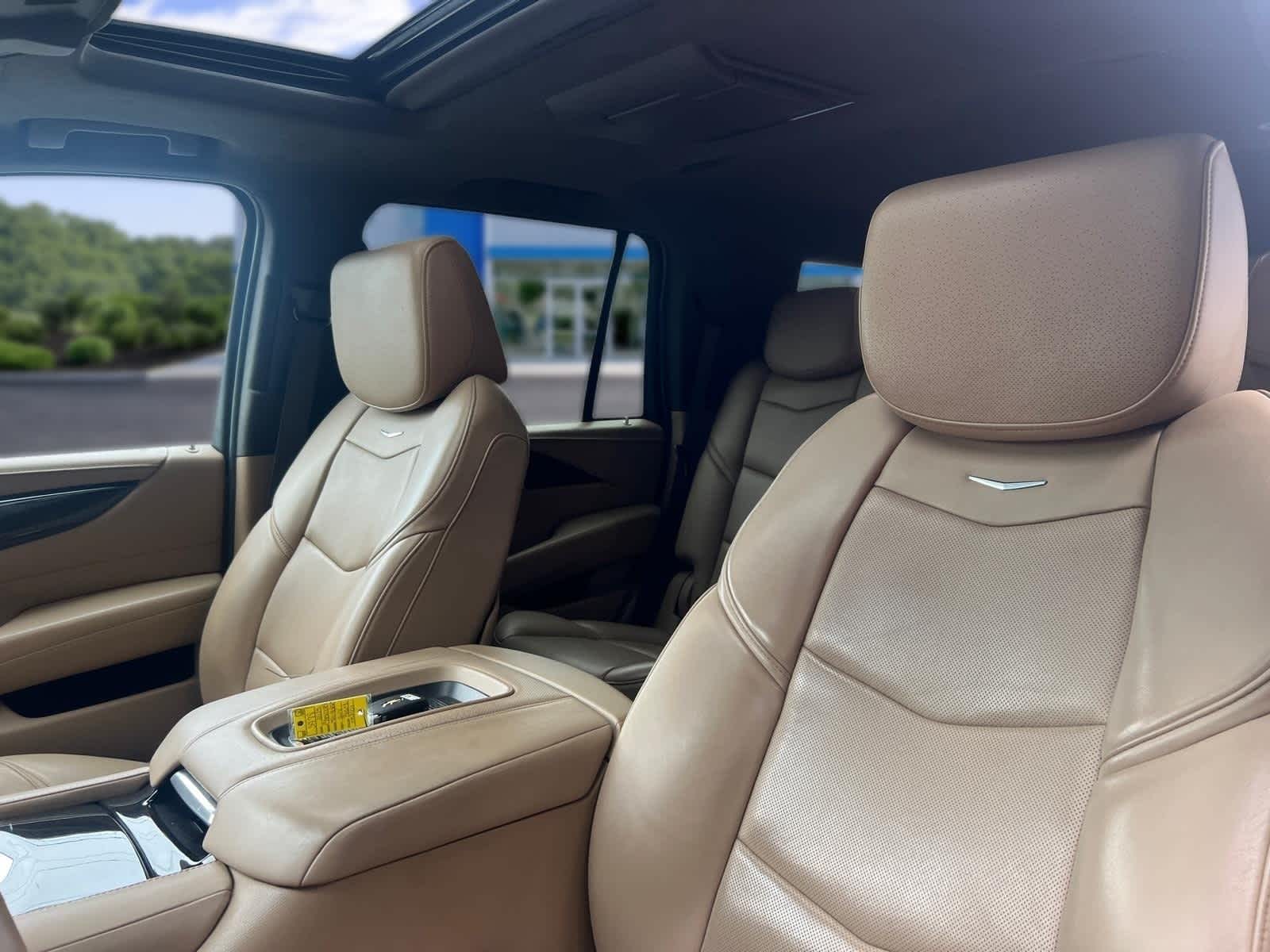 2019 Cadillac Escalade Platinum