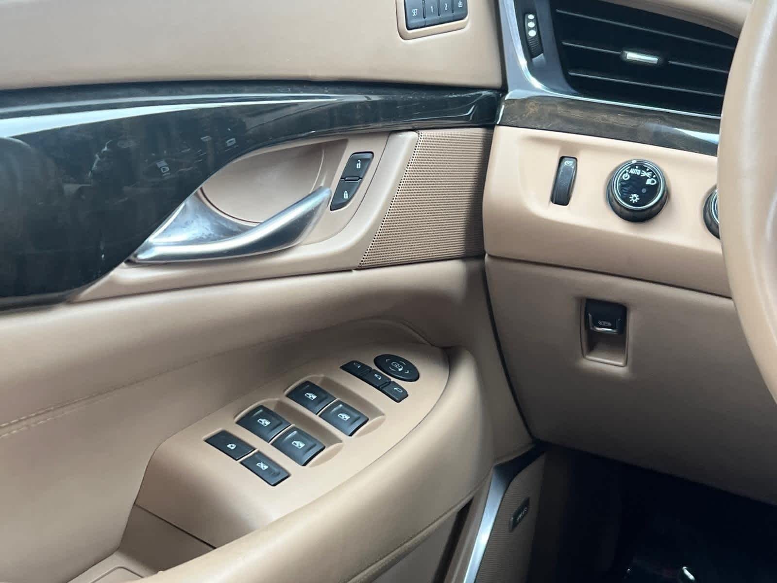 2019 Cadillac Escalade Platinum