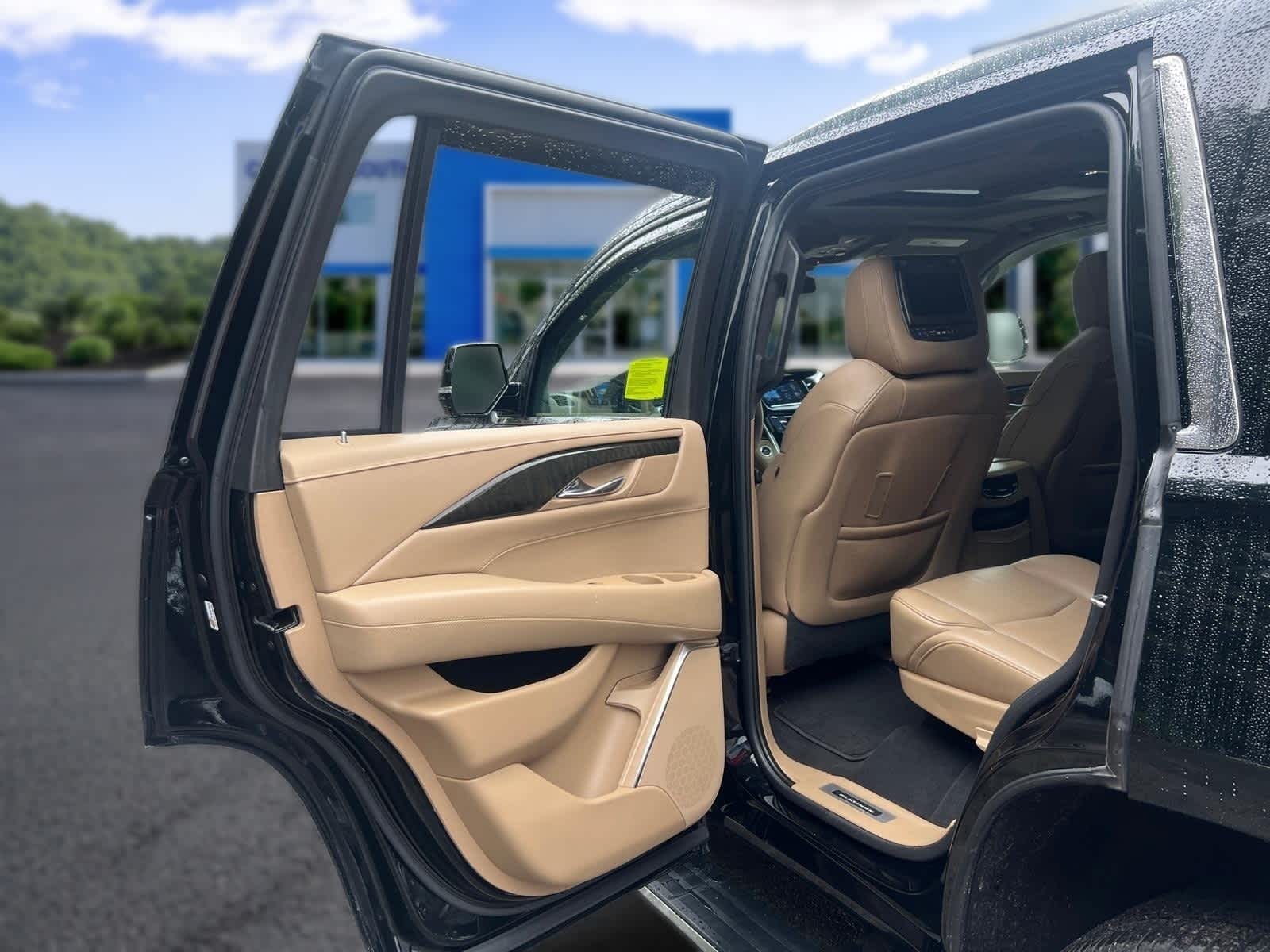 2019 Cadillac Escalade Platinum