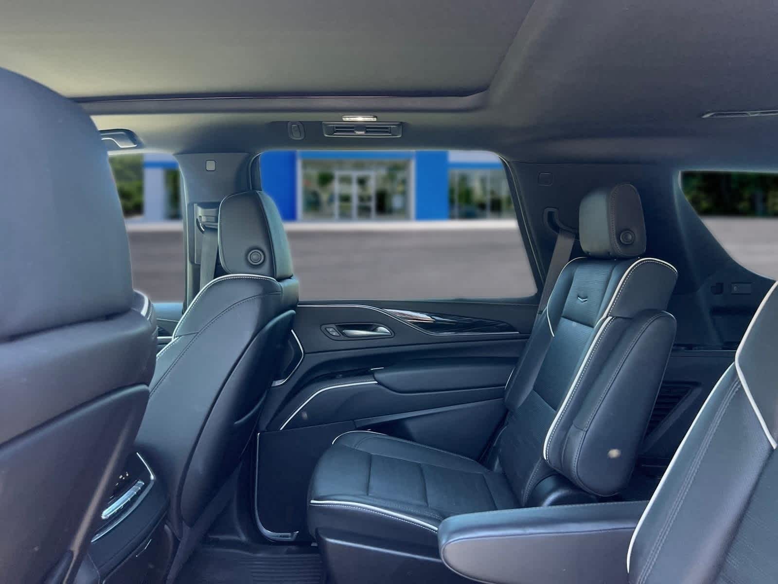 2024 Cadillac Escalade Sport