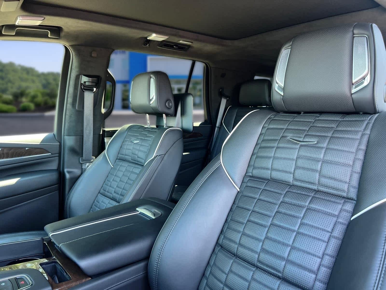 2024 Cadillac Escalade Sport Platinum
