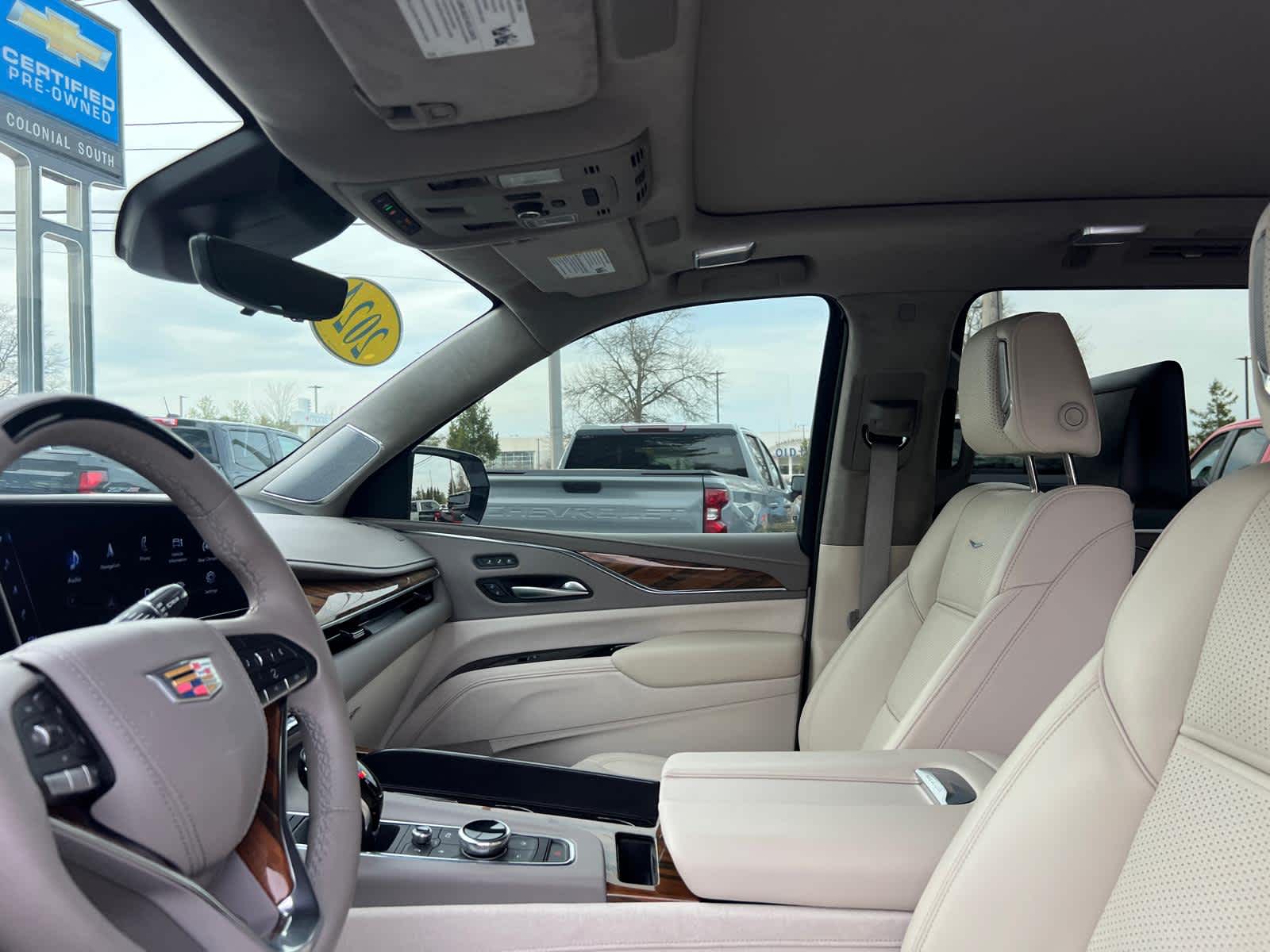 2024 Cadillac Escalade ESV Sport Platinum