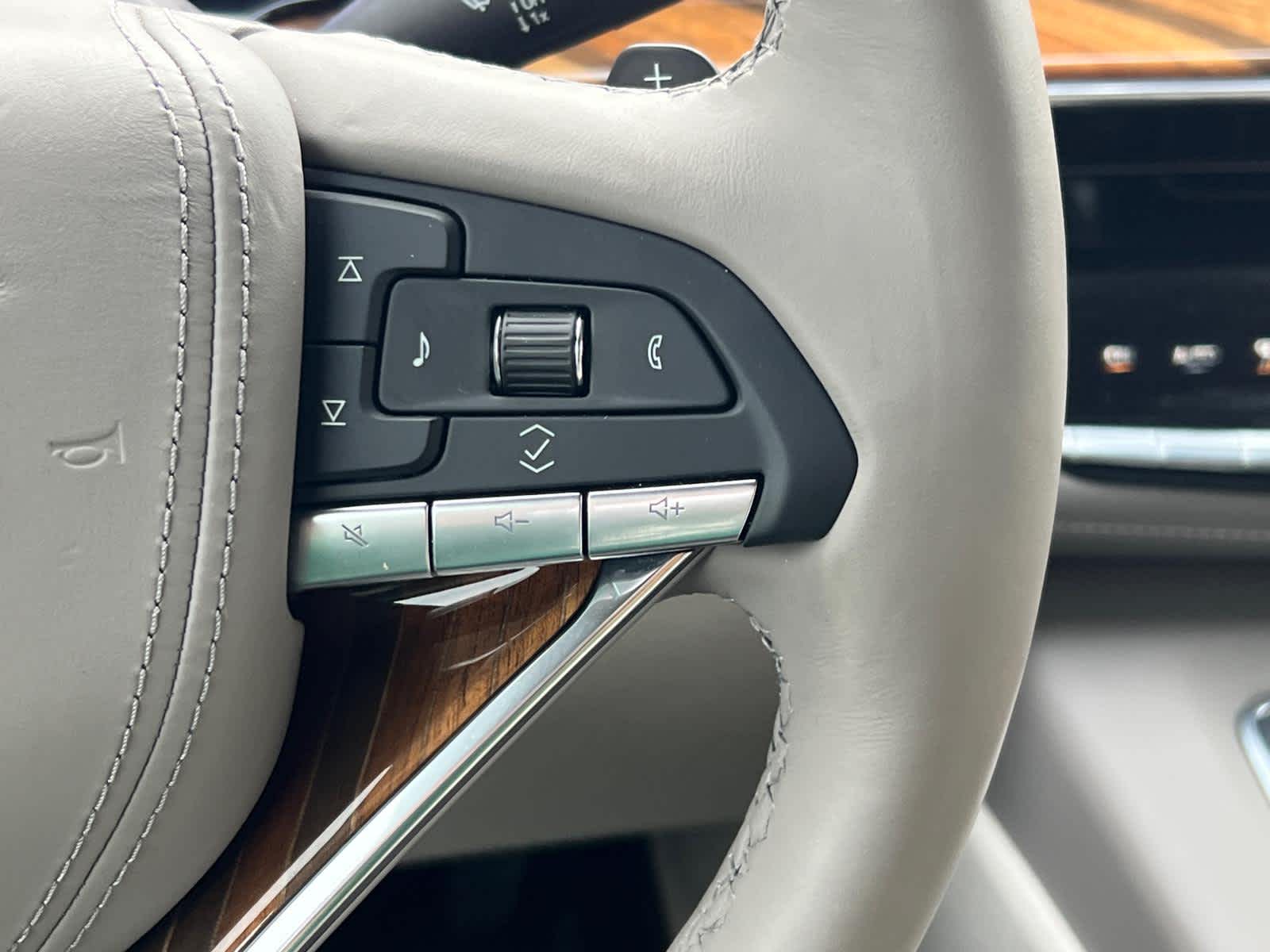 2024 Cadillac Escalade ESV Sport Platinum