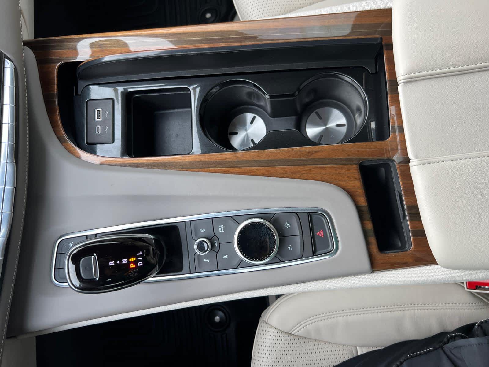 2024 Cadillac Escalade ESV Sport Platinum