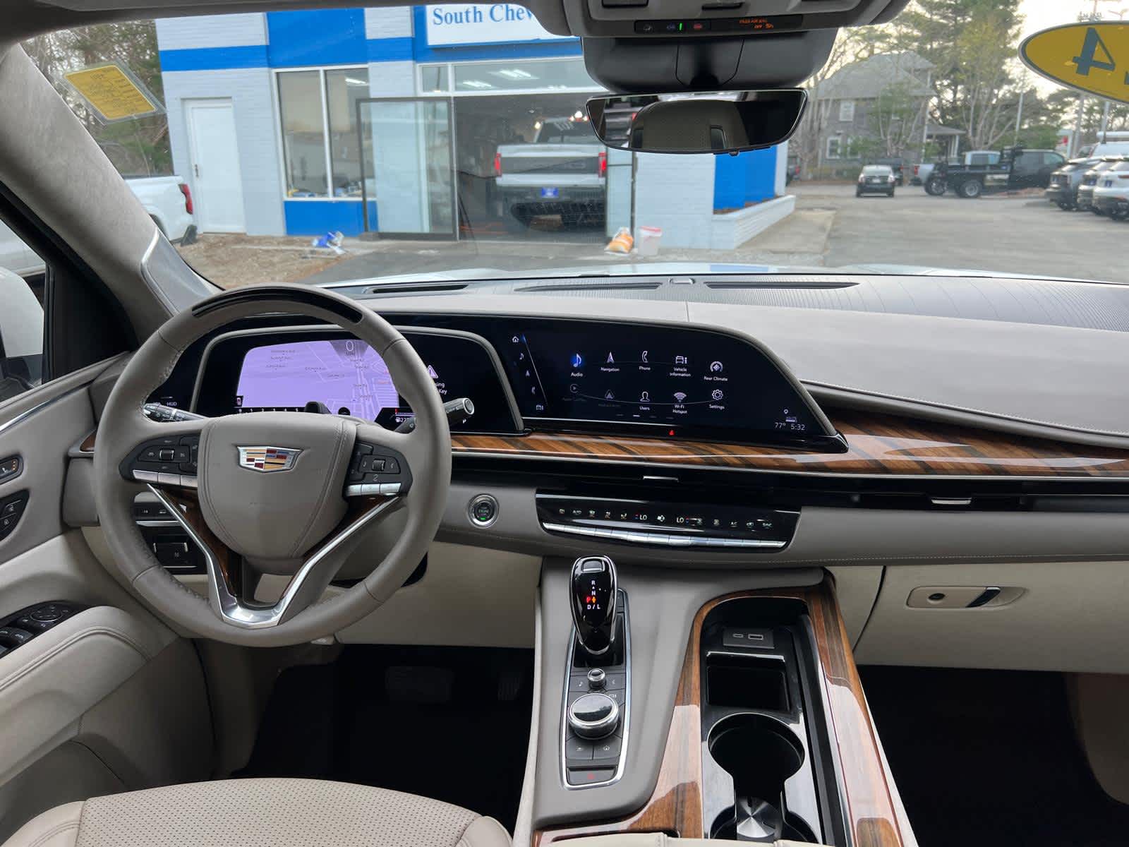2024 Cadillac Escalade ESV Sport Platinum