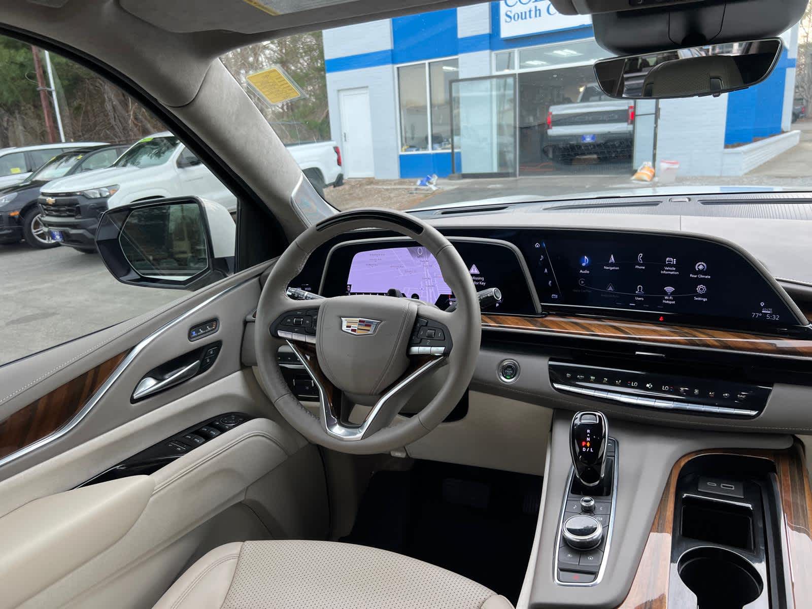 2024 Cadillac Escalade ESV Sport Platinum