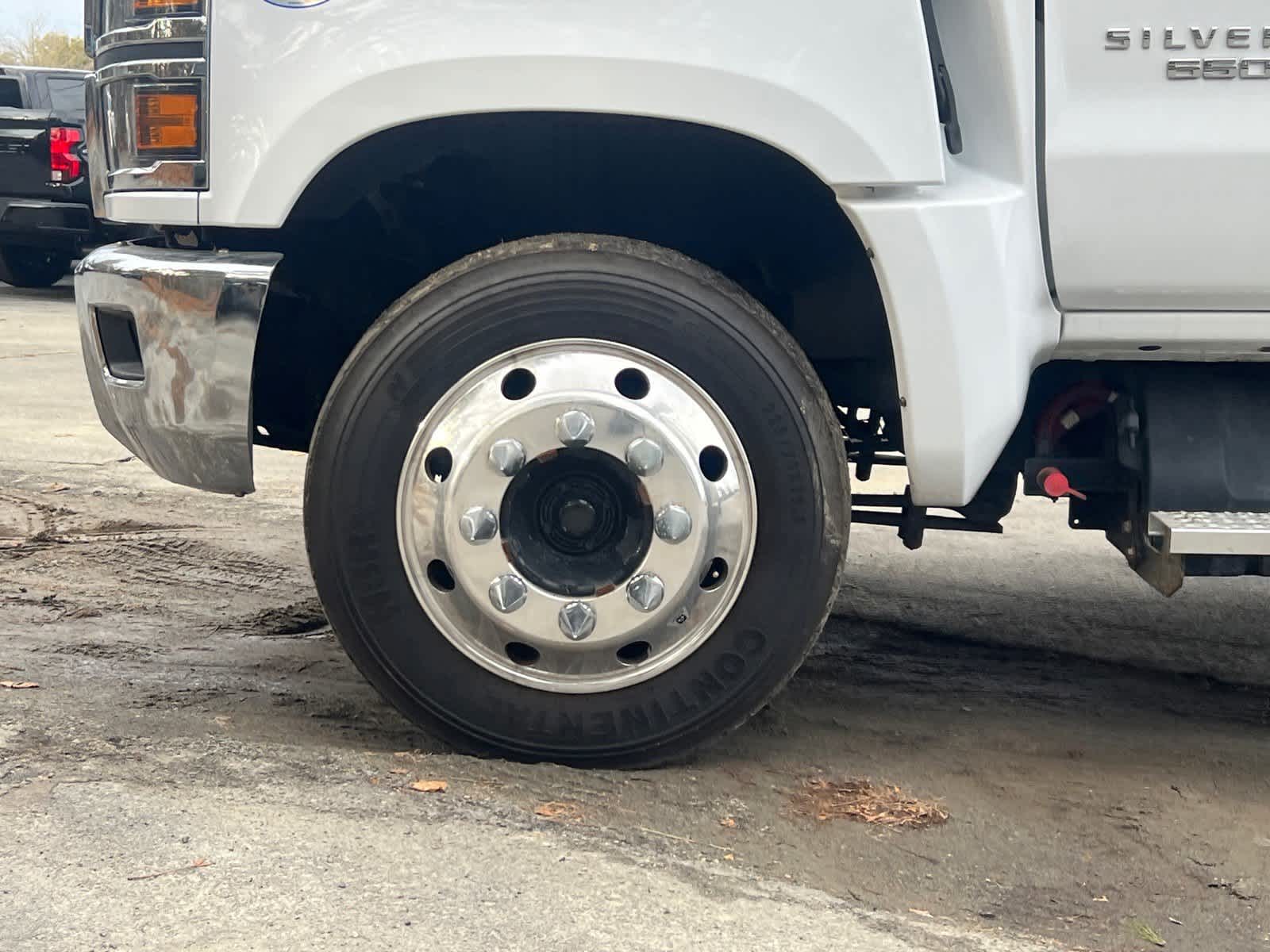 2023 Chevrolet Silverado 6500 HD Work Truck