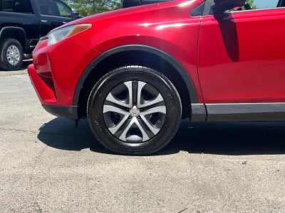 2017 Toyota RAV4 LE