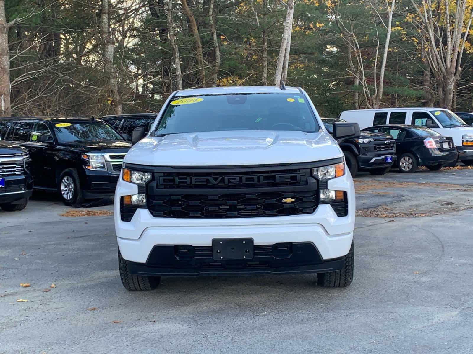 2024 Chevrolet Silverado 1500 Custom
